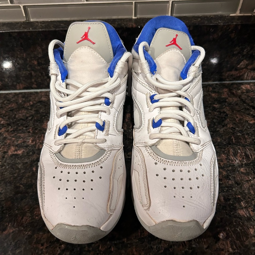 Air Jordan Air Max Nike size 5 kids